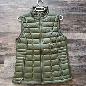 Columbia Sage Green Quilted Vest